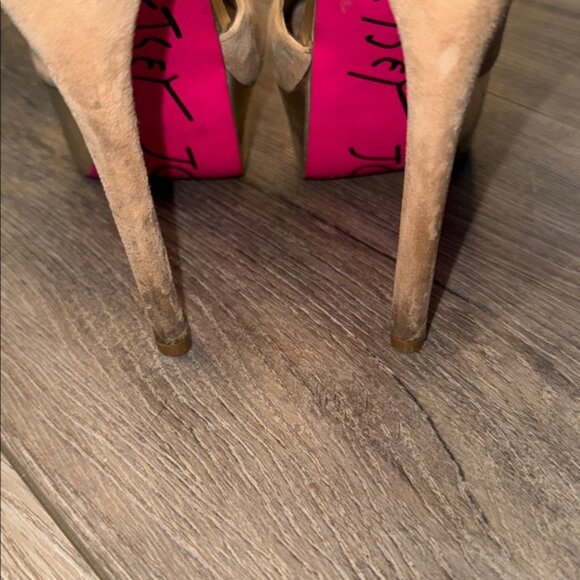 Betsey Johnson Ireen Nude Multi Beaded Ankle Cuff Platform Heels - Picture 5 of 10